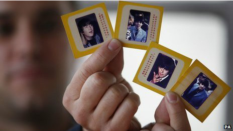 披头士乐队彩色胶片(图片来源：BBC中文网)