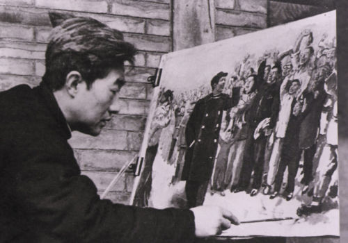 1951年，徐鸿在家中创作《毛主席在人民中》