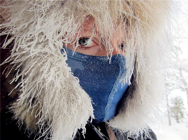 零下36度，仍不耽误在芬兰中部滑雪。