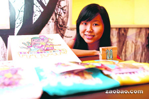克服身体障碍华裔失聪女生在新加坡追逐美术梦