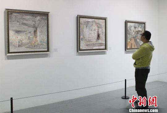 重庆美术馆举办“8+1中法艺术家油画展”首展