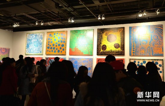 (晚报)(2)日本女画展轰动上海