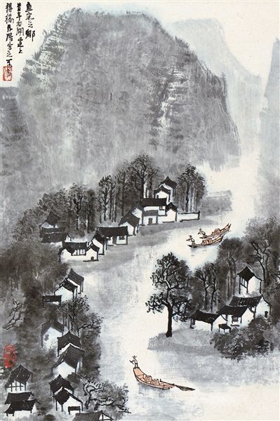 李可染的《鱼米之乡》构图精妙，画中江水蜿蜒，贯穿全幅，前景两岸小屋错落，掩映于江边树荫间，数只小舟且行且止，似结伴江中。