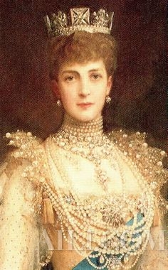 为什么女王的画像都戴珍珠？ 19世纪的珍珠比钻石还贵
