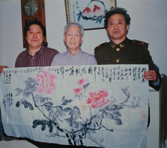 图2·2001年李人毅采访当年起草九一八宣言的赵毅敏.JPG