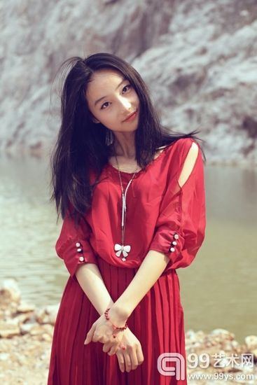 中国美院校花胡娜