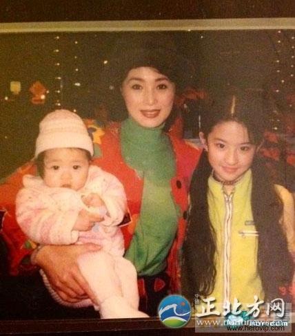 刘亦菲妹妹和姐姐一样漂亮周杰伦与父亲合影曝光