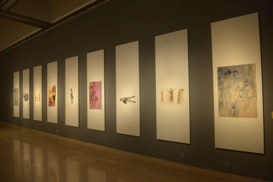 殷小烽作品展在中国美术馆开幕