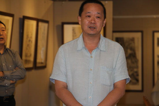 画家吴非代表参展画家发言