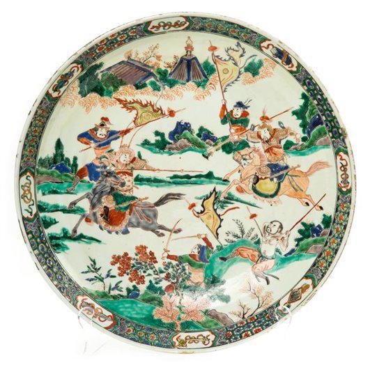 　　清 康熙 五彩人物大盘  直径38.6cm 拍卖会：International Fine and Decorative Art 成交价$ 3950