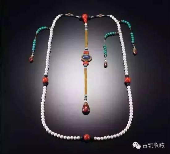 清乾隆 御制东珠朝珠 北京保利2011年春拍成交价：RMB 13,225,000