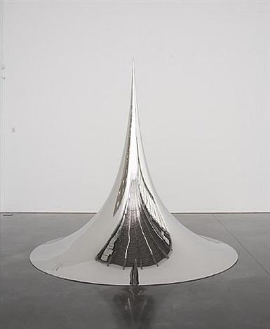 安尼施·卡普尔，《 Non-Object (Spire)》（2008） 图片：courtesy Gladstone Gallery