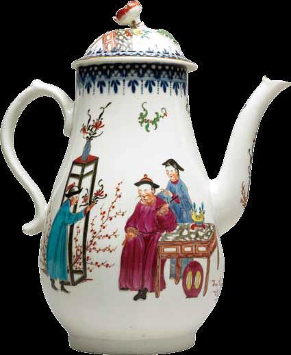 仿景德镇 中国人物咖啡壶约1770 － 1775 年，高23.1 厘米，英国伍斯特 图片来源：网络