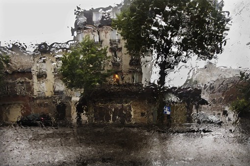 摄影师 Christophe Jacrot拍摄的雨中巴黎城市摄影
