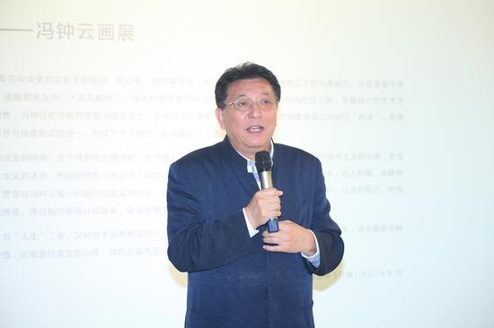 文学家、诗人周岭