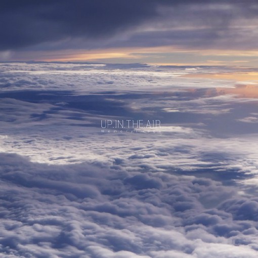 云层之上，飞机上拍摄的云朵风光摄影