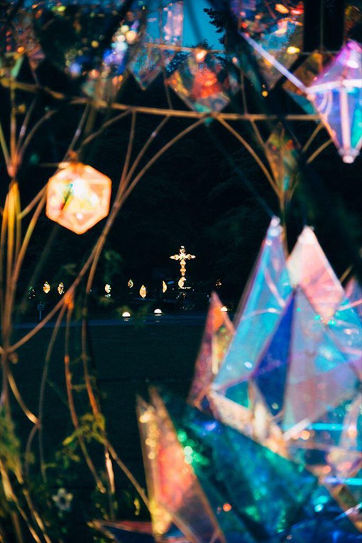 宫泽贤治童话村的唯美梦幻的玻璃花灯节