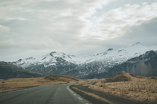 冰岛的路_唯美冰岛风光摄影图片