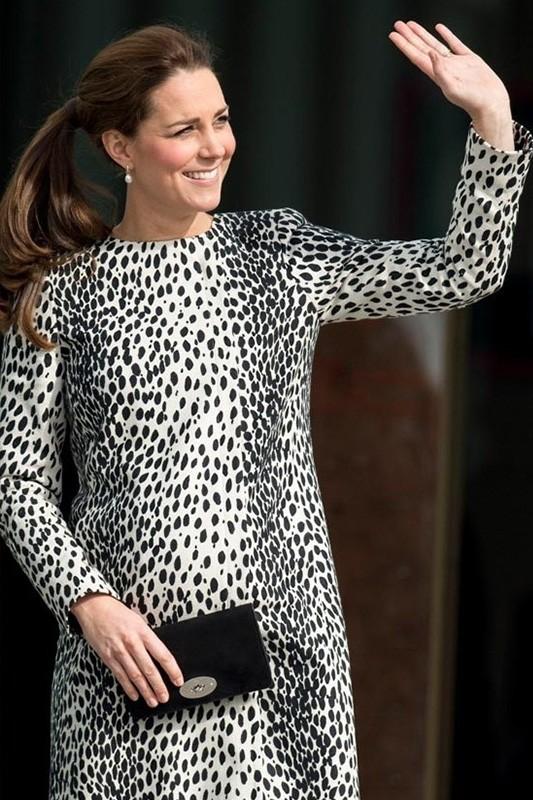 王妃Kate Middleton百变大衣造型盘点！