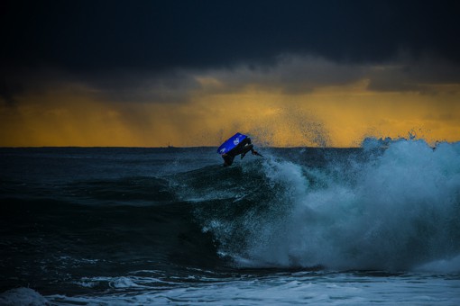 摄影师Leroy Bellet的惊险刺激的冲浪摄影作品