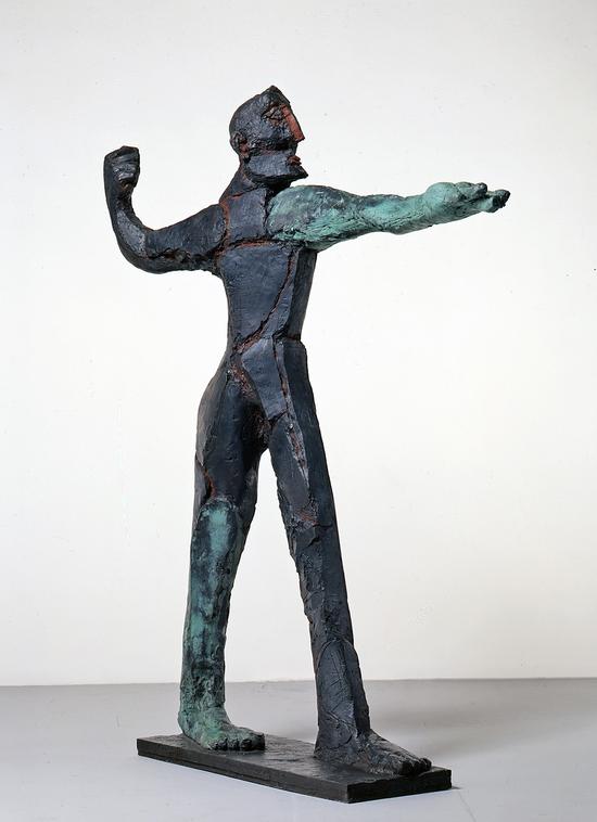 《泰坦》，253x59x196，青铜雕塑，1986