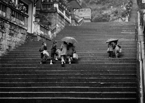 何藩5060年代的香港黑白纪实摄影作品