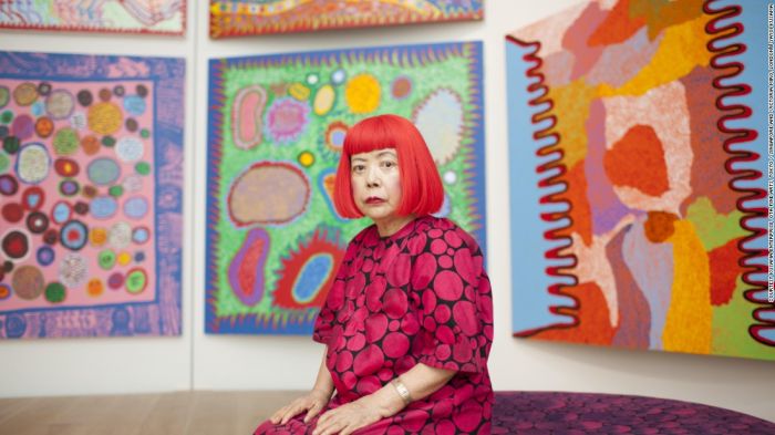 160525163245-yayoi-kusama-12-super-169