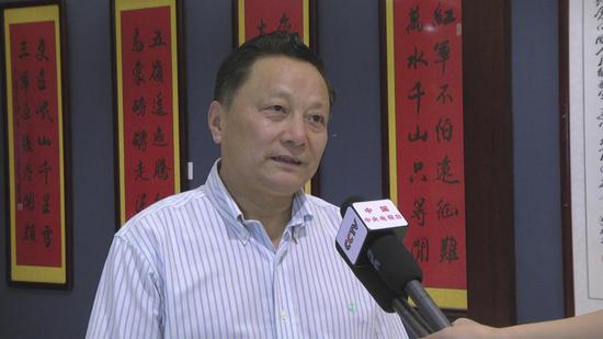 中国社会艺术协会副主席兼秘书长 邱新建