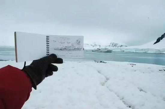 
首届南极双年展领队现场。图片：Antarctic Biennale