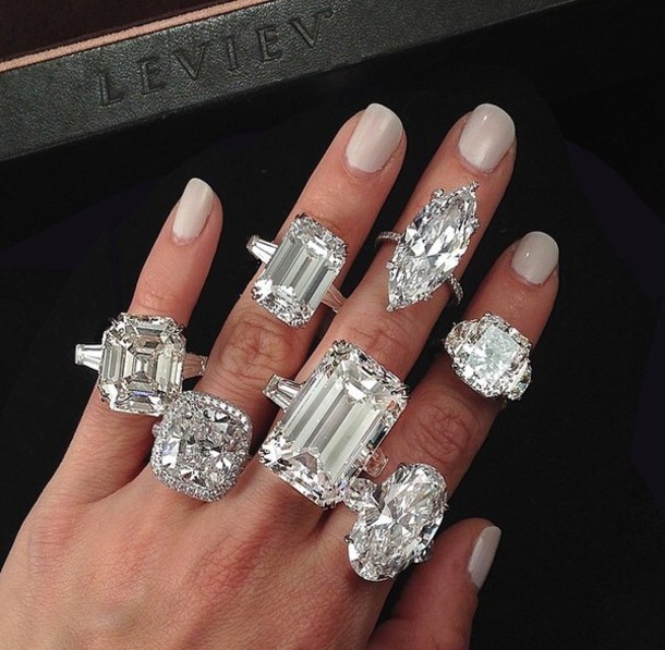 wl9b5k-l-610x610-jewels-ring-diamond+ring-rings-jewellery-piercing-chain-body-body+chain-belly-belly+chain-belly+buttom-navel-navel+piercing-diamonds-fancy-luxurious-silver+ring