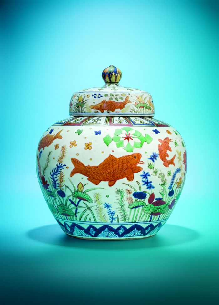 明嘉靖（1522-1566） 五彩鱼藻纹盖罐