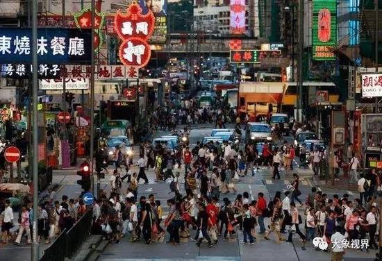 香港是世界上最拥挤的城市之一