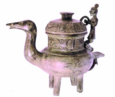 现收藏于河南博物院的西周时期青铜“鸭盉”