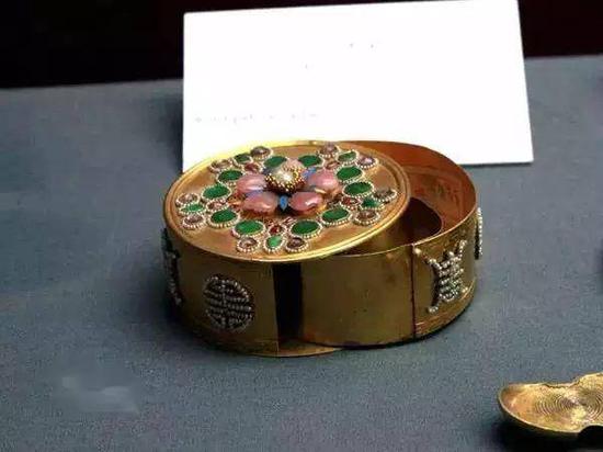 金錾石米珠圆盒