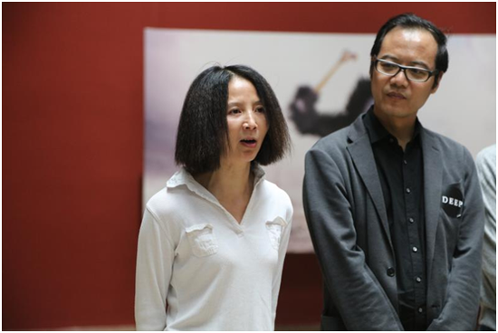 中捷当代美术馆馆长覃琨瑛女士发言