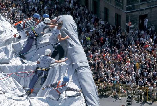 Wrapped Reichstag, Berlin, 1971-95 