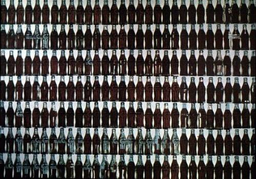 安迪·沃霍尔《二百一十个可口可乐瓶》