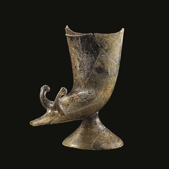 来通杯 Footed rhyton