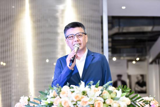 易居中国联合创始人、此次展览艺术顾问朱旭东致辞