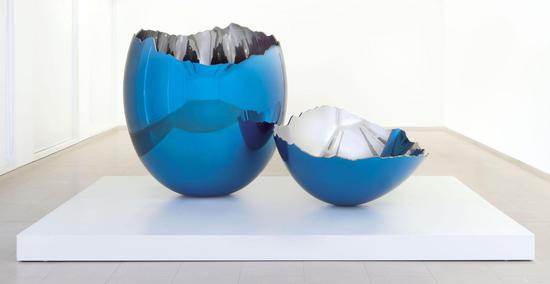 杰夫·昆斯《破碎的蛋壳》镜面不锈钢 2007 佳士得估价：1000-1500万英镑