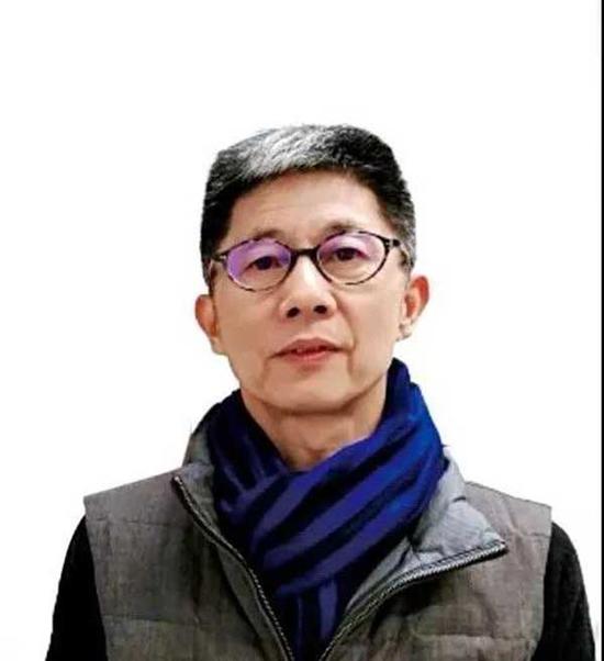孔达达（北京国际文化艺术保护中心主任兼上海文化艺术品研究院院长）