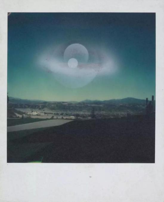 Jim Shaw， UFO Polaroid， from the series UFO Photos， 1977