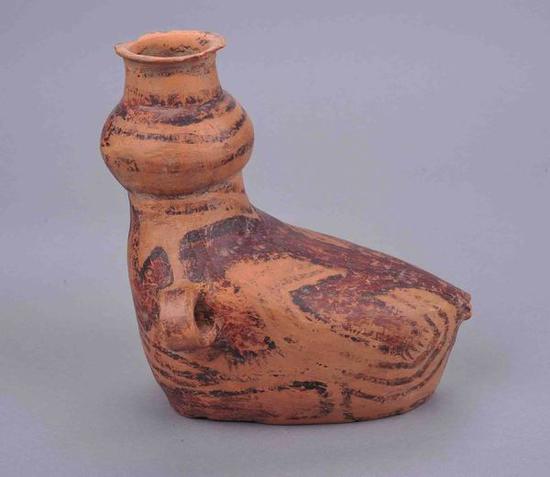 鸭形彩陶壶 新石器时代 马厂类型 海东市民和县加仁庄遗址出土