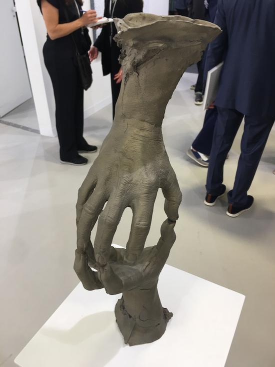 布鲁斯·瑙曼雕塑