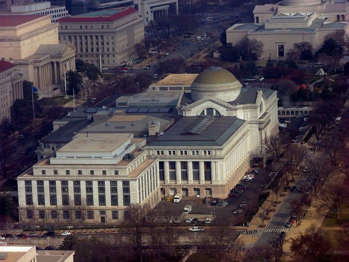 1200px-National_Museum_of_Natural_History,_Washington