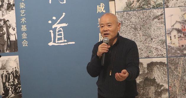 李小可先生在展览开幕式上致辞